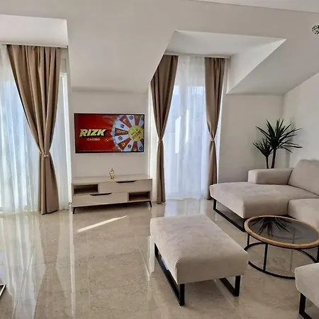 Karlo Živogošće