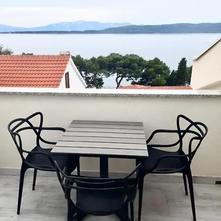 Karlo Διαμέρισμα