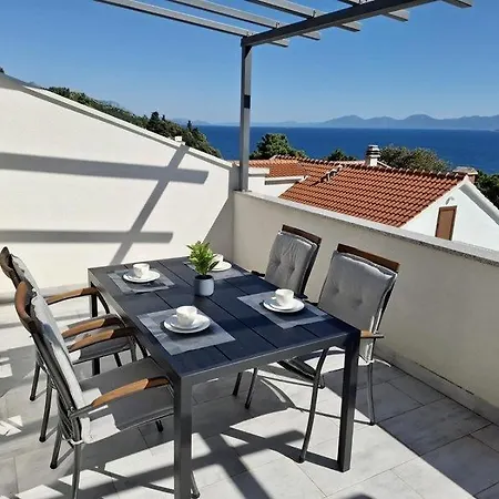 Karlo Apartamento Živogošće