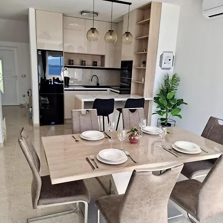 Apartamento Karlo Živogošće