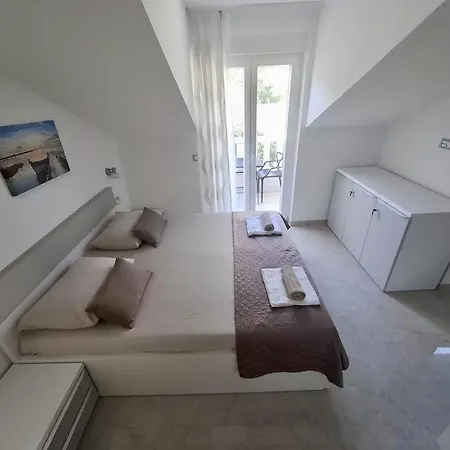 Karlo Apartmán Živogošće